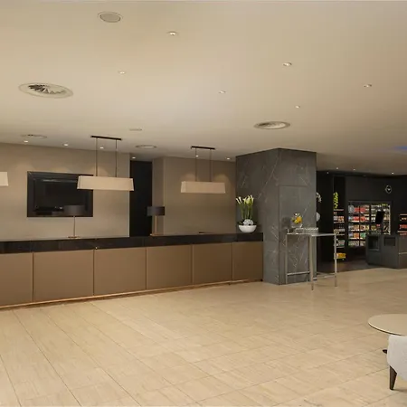 Hilton Hotel 5*