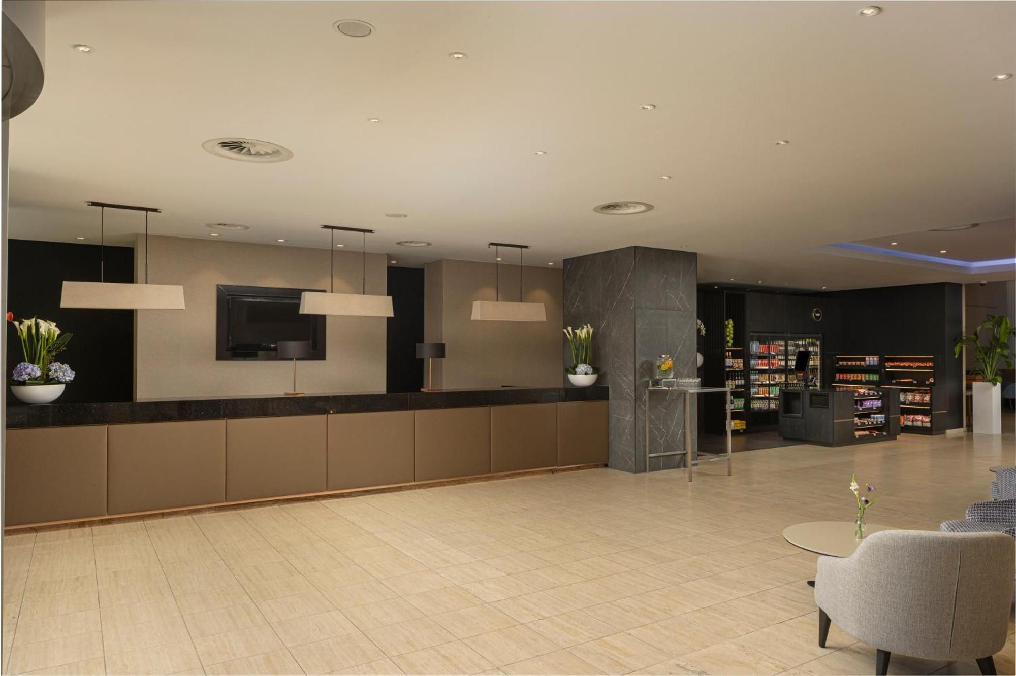 Hilton Hotel 5*